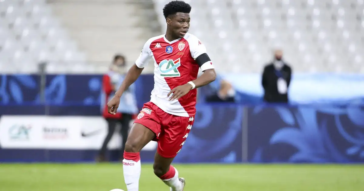 Gossip: Chelsea ‘blow’, Man Utd ‘advantage’ in £34m chase