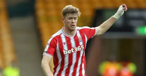 Burnley set to sign defender amid Tarkowski exit rumours