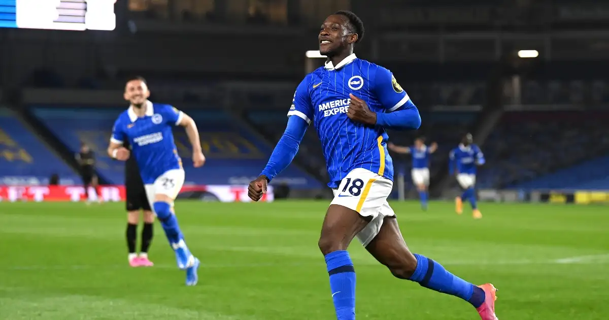 Welbeck secures Brighton stay by signing one-year deal