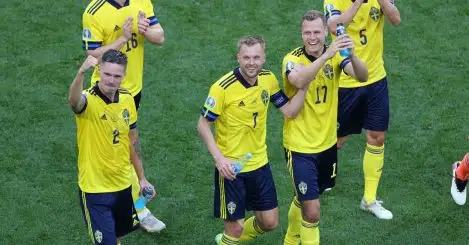 Sweden 3-2 Poland: Claesson winner gives Swedes top spot