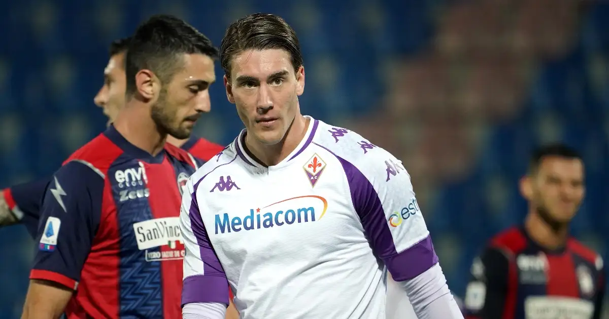Spurs begin discussions with Fiorentina over in-form striker