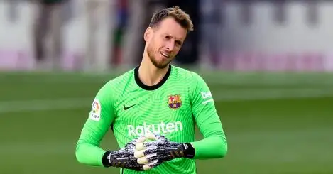 Barca place keeper on transfer list amid Arsenal rumours