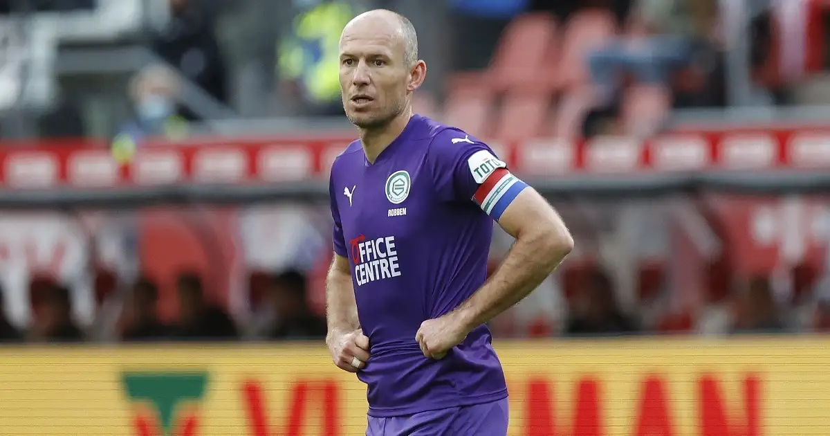 Former Chelsea star Robben retires for second time