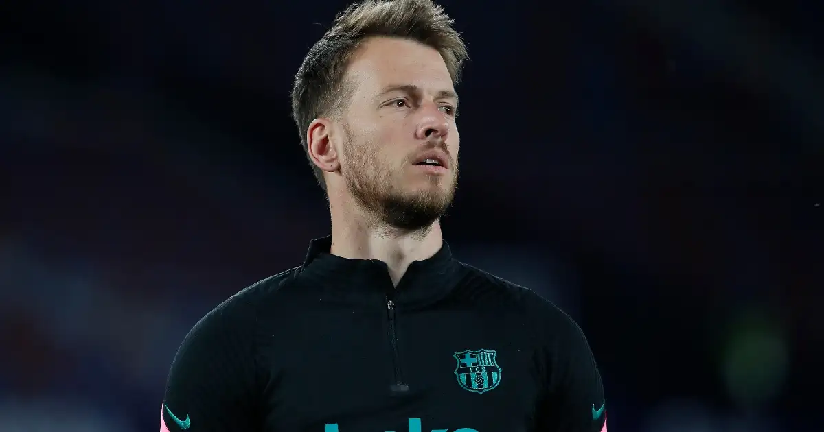 Arsenal and Spurs linked GK ‘desperate’ for Emirates move