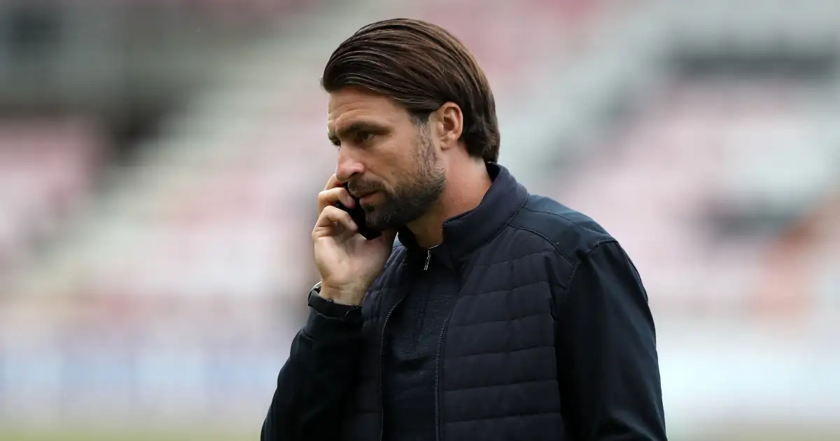 Martin signs three-year deal to become new Swansea manager