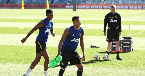 Solskjaer reveals Lingard’s ‘priority’ as Varane resumes training