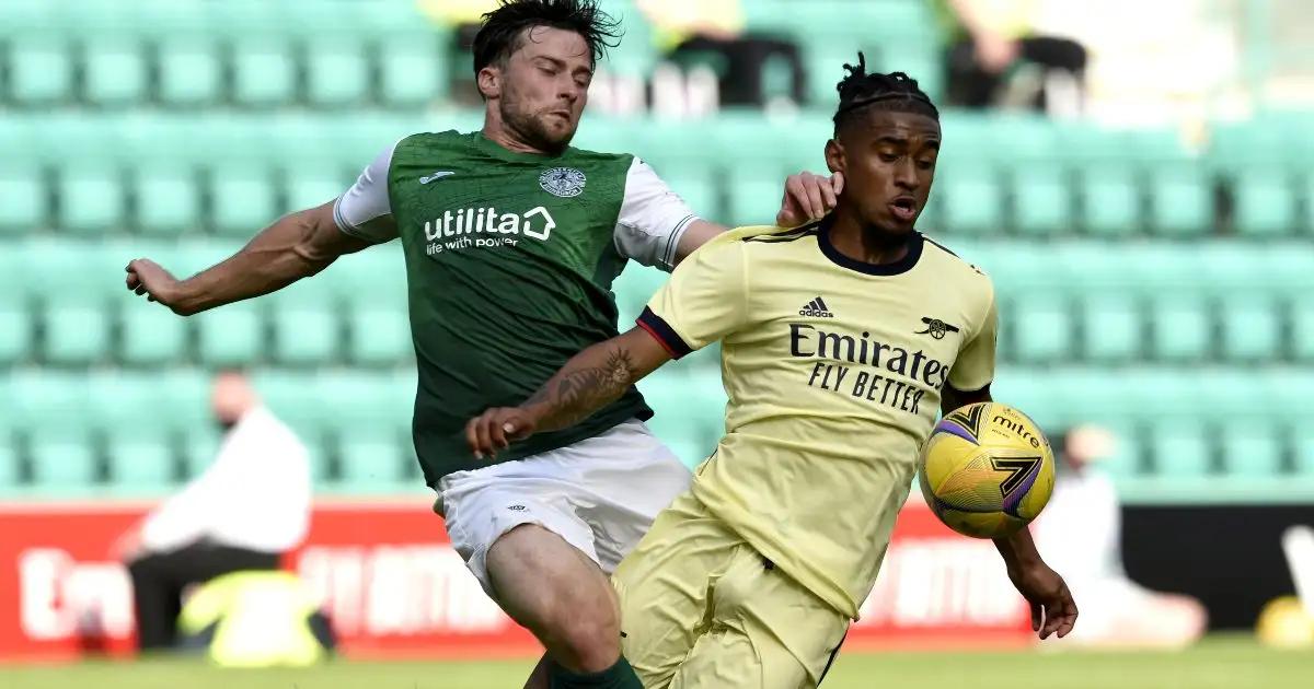 Arsenal winger joins Feyenoord on season-long loan