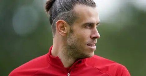 Bale urges Wales to keep momentum going after Belarus win