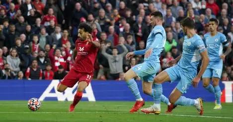 Salah ‘prefers’ Man City over Barcelona amid contract stalemate