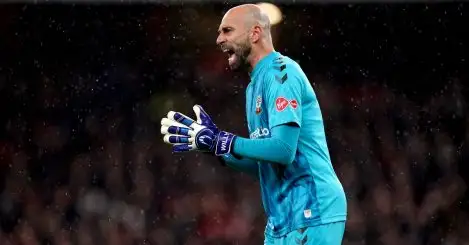 Southampton to extend Willy Caballero contract amid Covid uncertainty