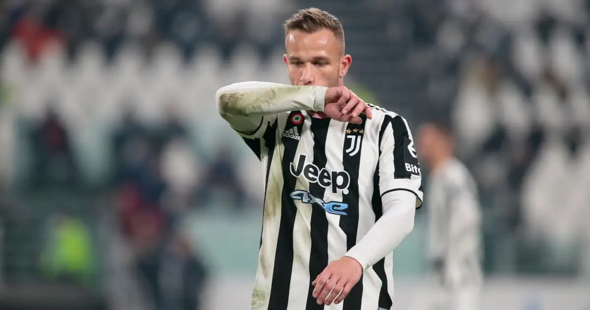 Arsenal ‘make an offer’ to take Juventus midfielder on loan