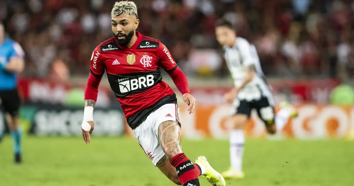 Reported West Ham target Gabriel Barbosa dribbling with the ball