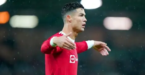 Ince slams toy-throwing Ronaldo for ‘bad example’ at Man Utd
