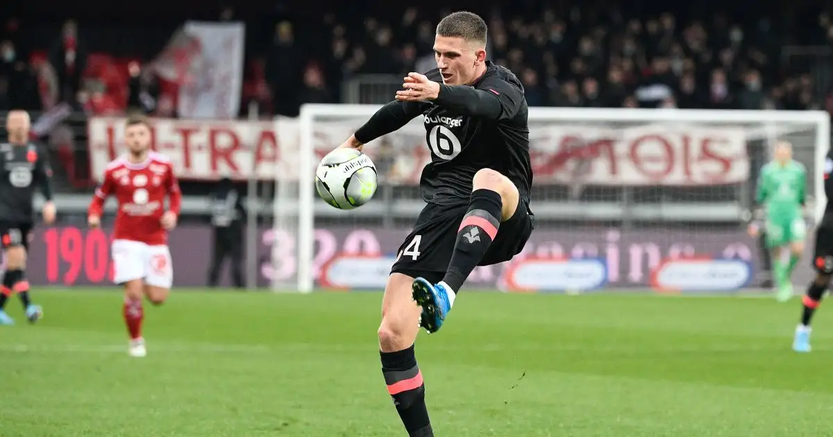 Newcastle reignite transfer interest in old target with £33m bid