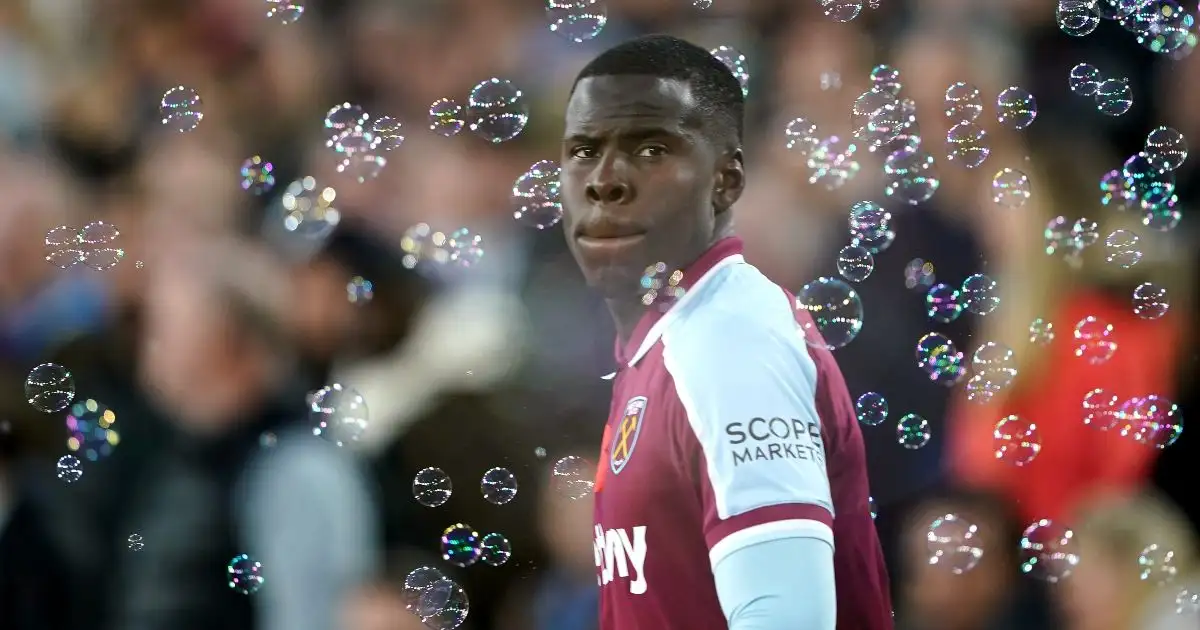 Kurt Zouma walks out onto the pitch