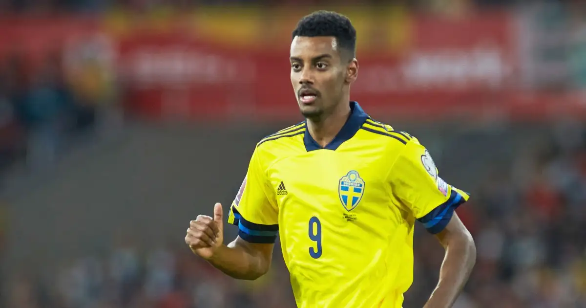 Man Utd ‘considering’ Arsenal target in search for new striker