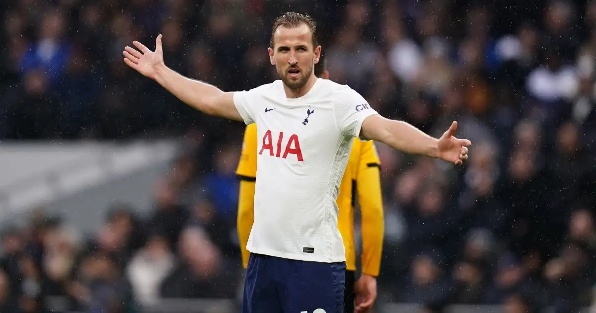 Harry Kane shouts and gestures to his Tottenham team-mates