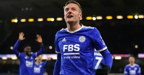 Burnley 0-2 Leicester: Vardy return inspires struggling Foxes