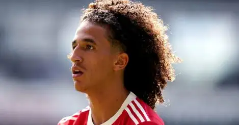 ‘I do everything like him’ – Man Utd kid in awe of ‘unbelievable’ team-mate