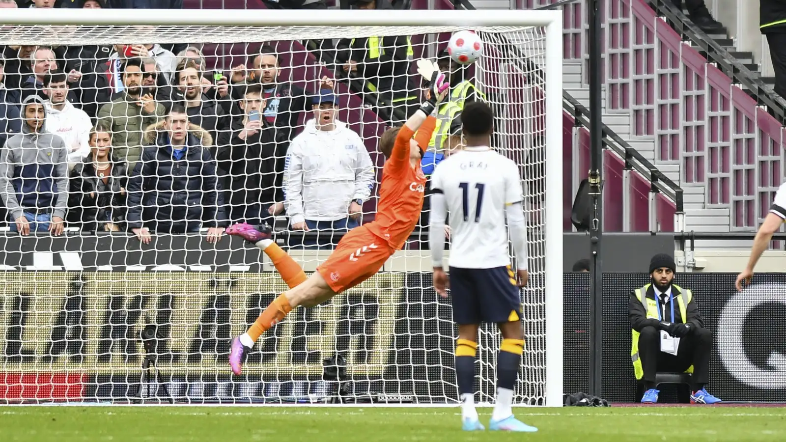 Spurs, Bournemouth split points in drab draw - NBC Sports