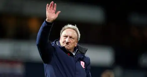 Ex-Leeds, Palace, Sheff Utd boss Warnock announces retirement