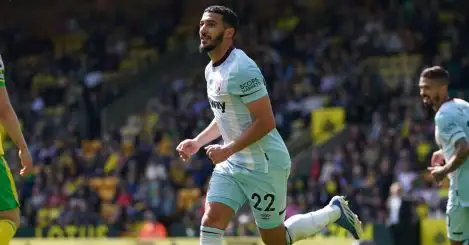 Norwich City 0-4 West Ham: The Hammers boost European hopes with big win at Carrow Road