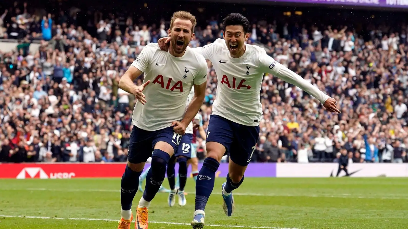 ‘Why would you extend your contract?’ – Sherwood doesn’t see a reason for Kane and Son to pen new Spurs deal