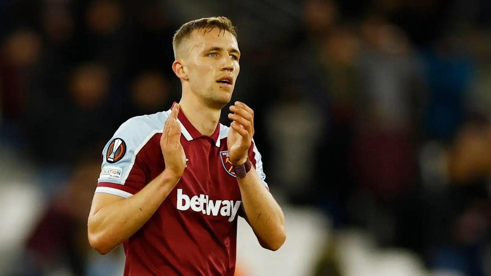 Key West Ham midfielder offered to rivals Tottenham following breakdown in contract talks