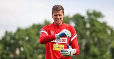 Szczesny would be ‘delighted’ to see Man Utd flop join Juve as he’s ‘one of the best in the world’