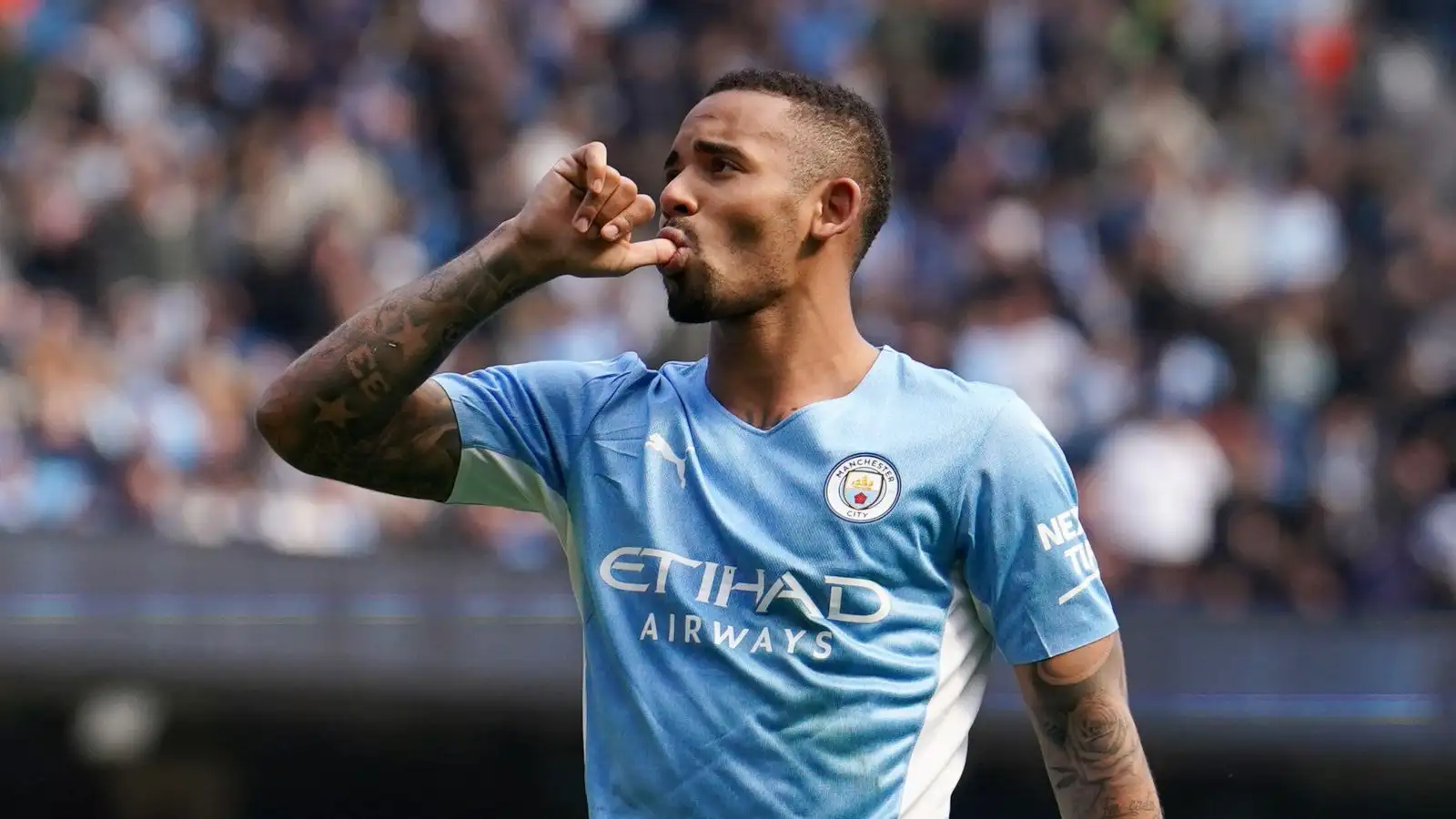 Arsenal ‘baulk’ at price of Napoli forward, now turn ‘all their attention’ to Manchester City star
