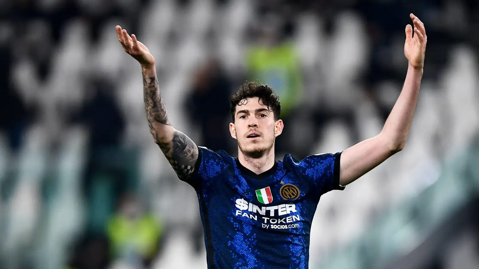 Spurs suffer transfer blow as centre-back target’s agent confirms ‘he will happily remain’