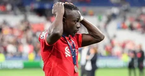Mane set for Munich flight on Tuesday to complete Bayern medical, unveiling planned