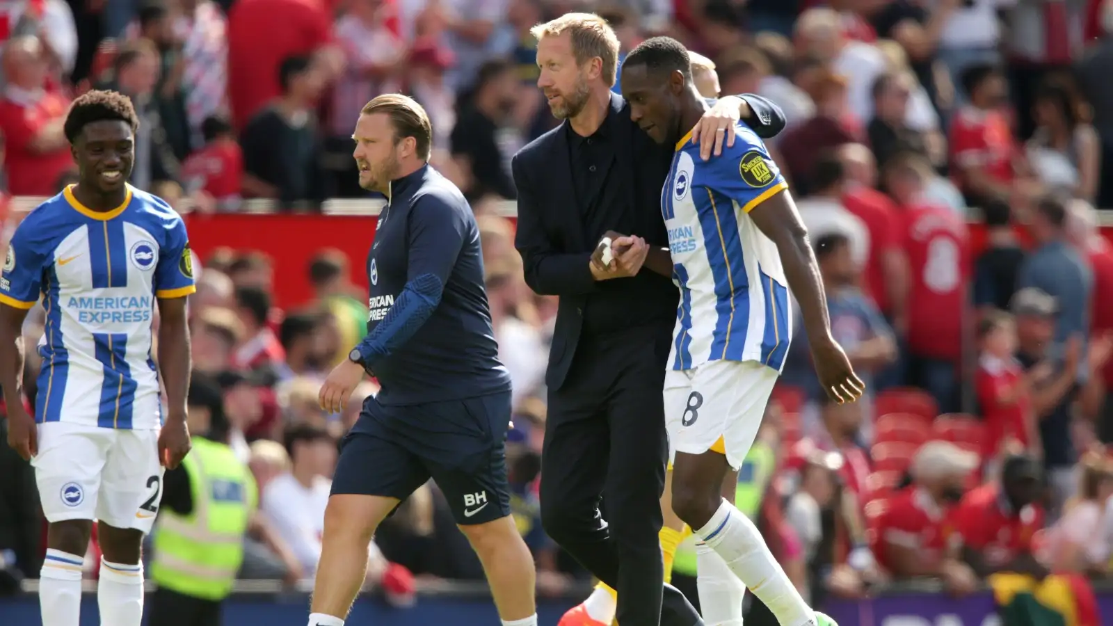 Potter: ‘Simple decision’ to keep Welbeck; Wright hints Brighton need a more clinical striker