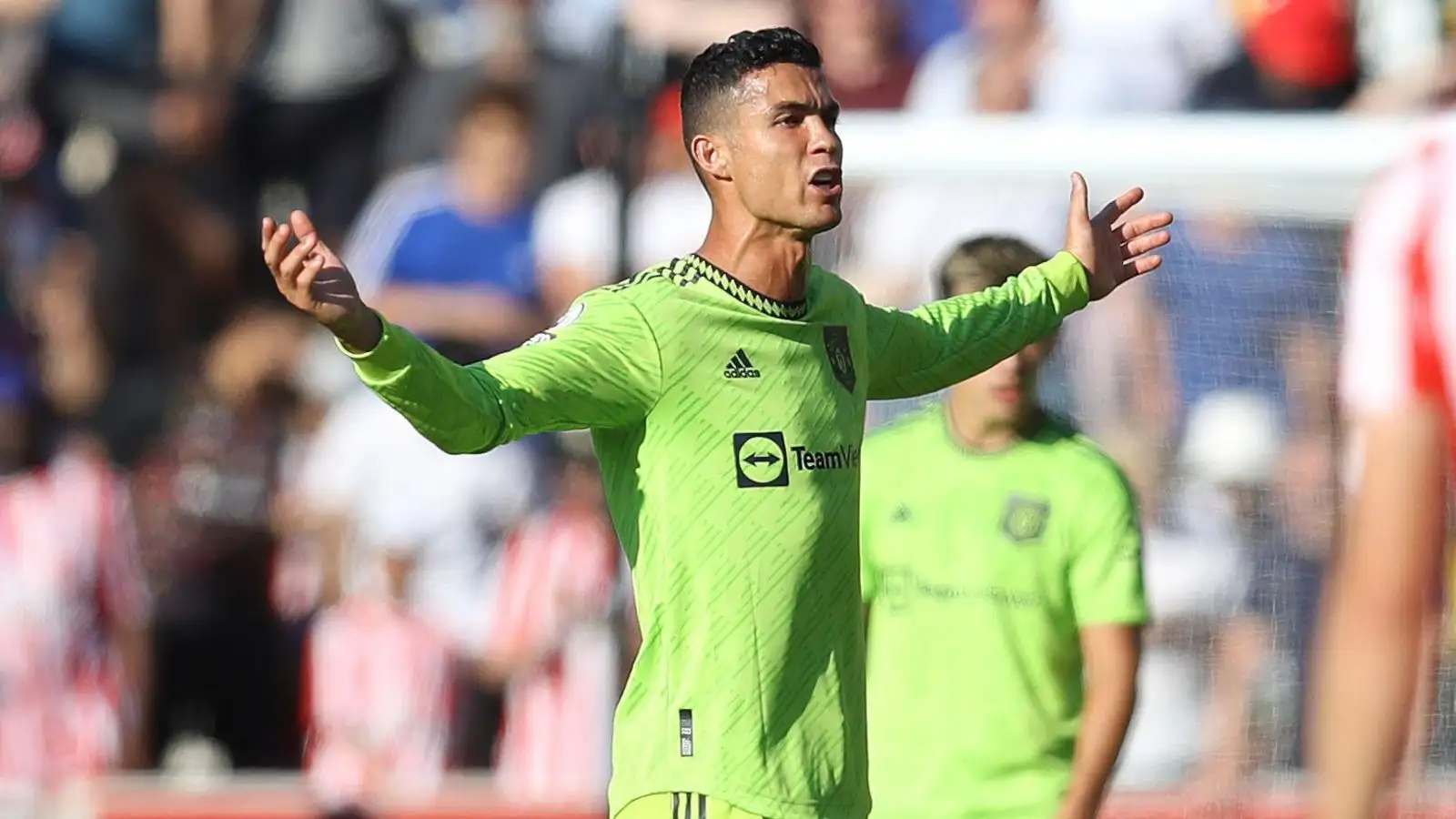 Man Utd's asking price for Cristiano Ronaldo is far too low ahead