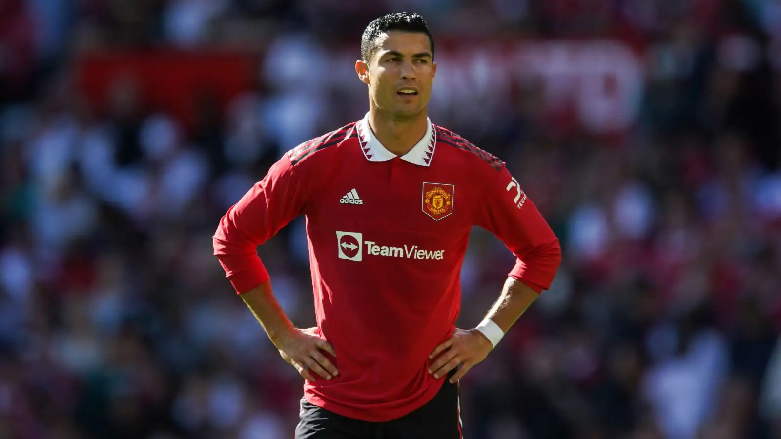 Ronaldo joins Manchester United F.C. early, released from Portugal