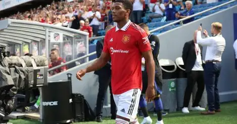 Man Utd boss Ten Hag weighs up how to use Antony as Martial misses Arsenal ‘test’