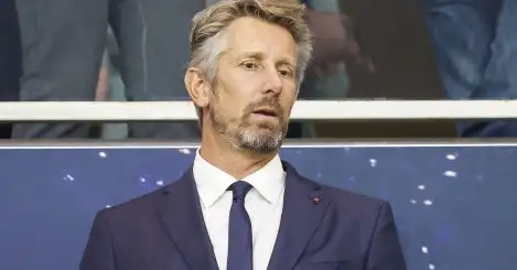 Man United make approach for Van der Sar at Ajax for director of football role at Old Trafford