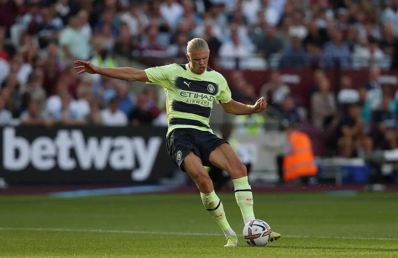 ‘We don’t have to be a genius’ – Man City boss Guardiola backs Haaland to break PL goalscoring record