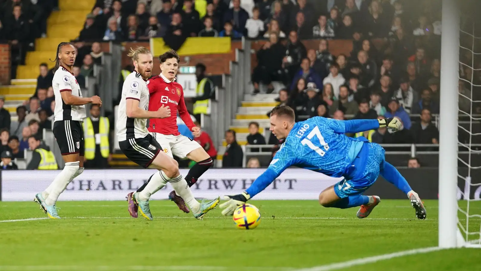 Manchester United beat Fulham 2-1 as Garnacho scores last-minute winner