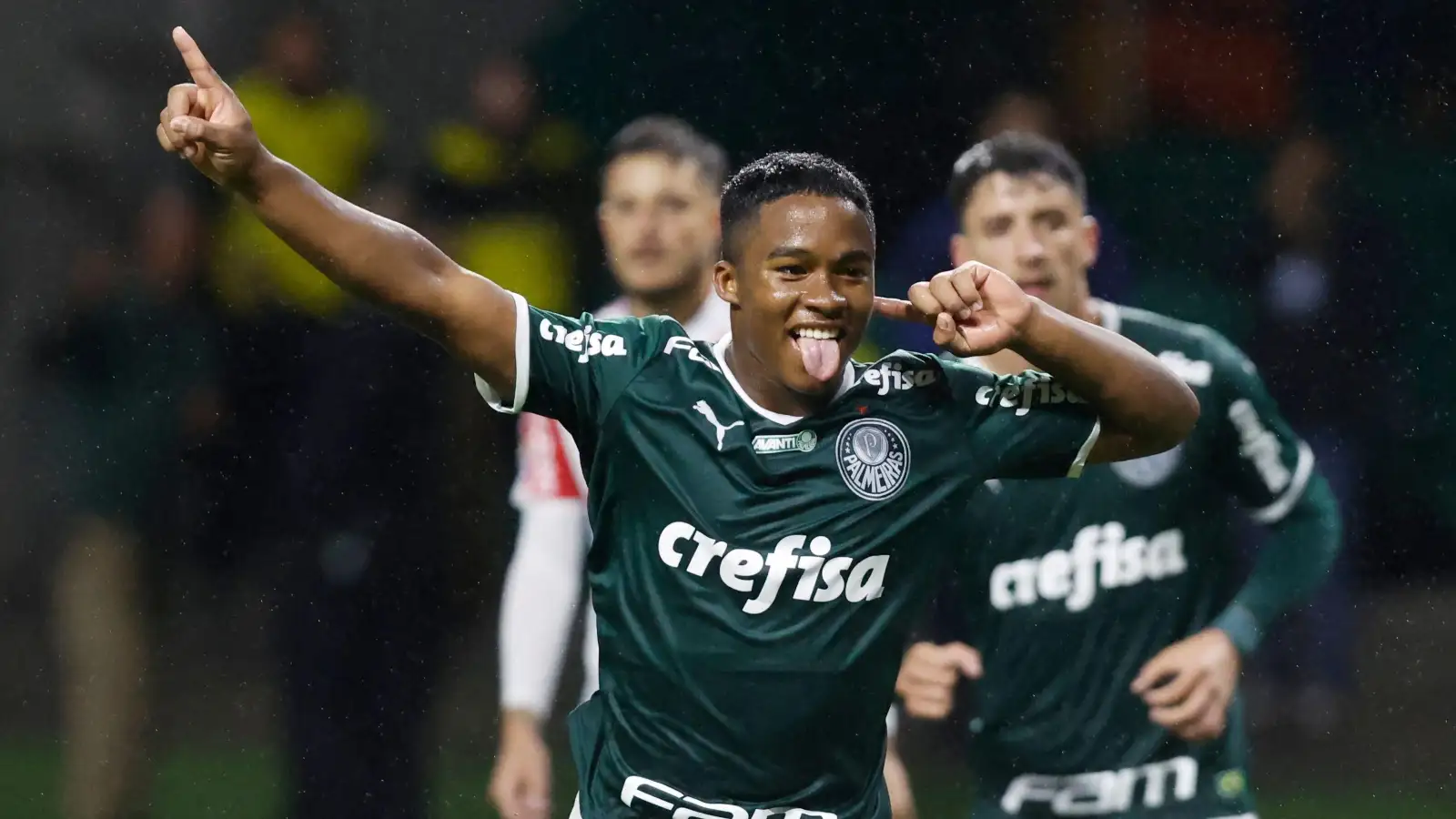 Huge boost for Chelsea, Man Utd as wonderkid ‘open to all clubs’ is ‘studying English’