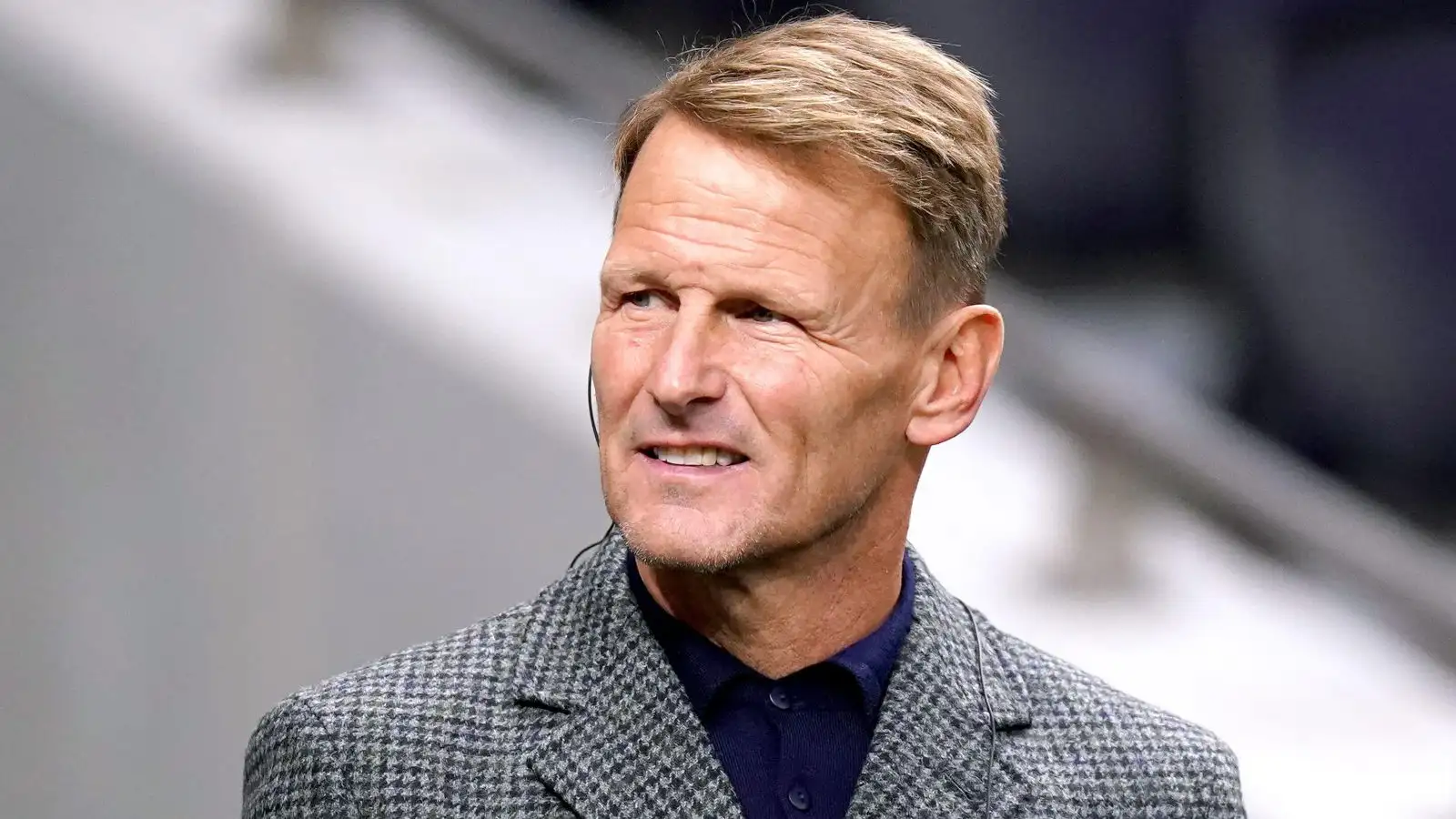 Tottenham legend feels Chelsea 'immediately regretted' summer decision labelled 'very strange' 1 Person Utd legend Teddy Sheringham