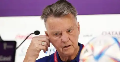 Manchester United missed call on Van Gaal’s phone prompts Cody Gakpo theory