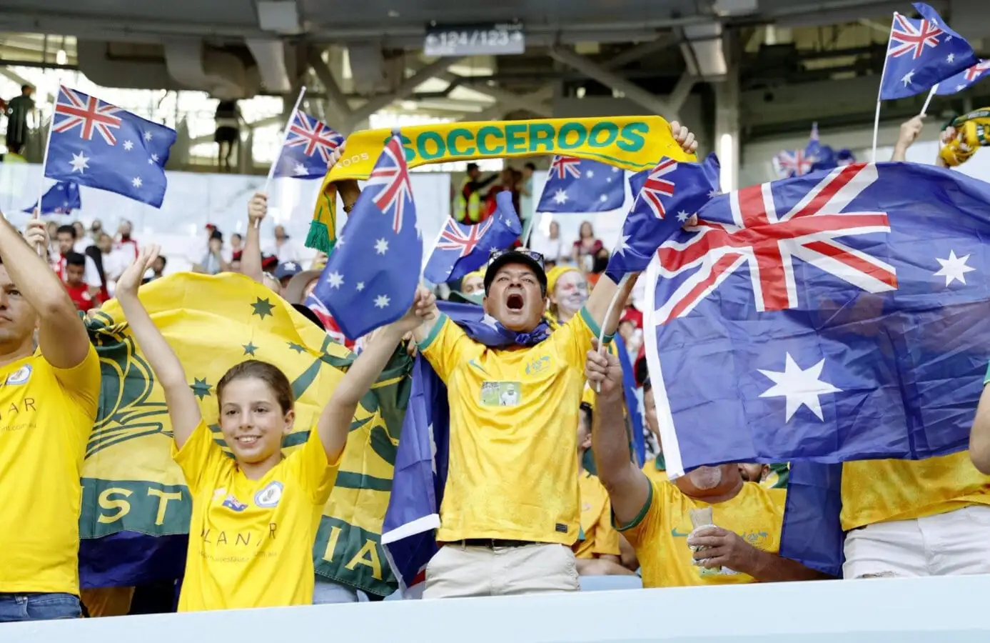 Stream the 2022 Qatar World Cup last-16 free from anywhere in the world