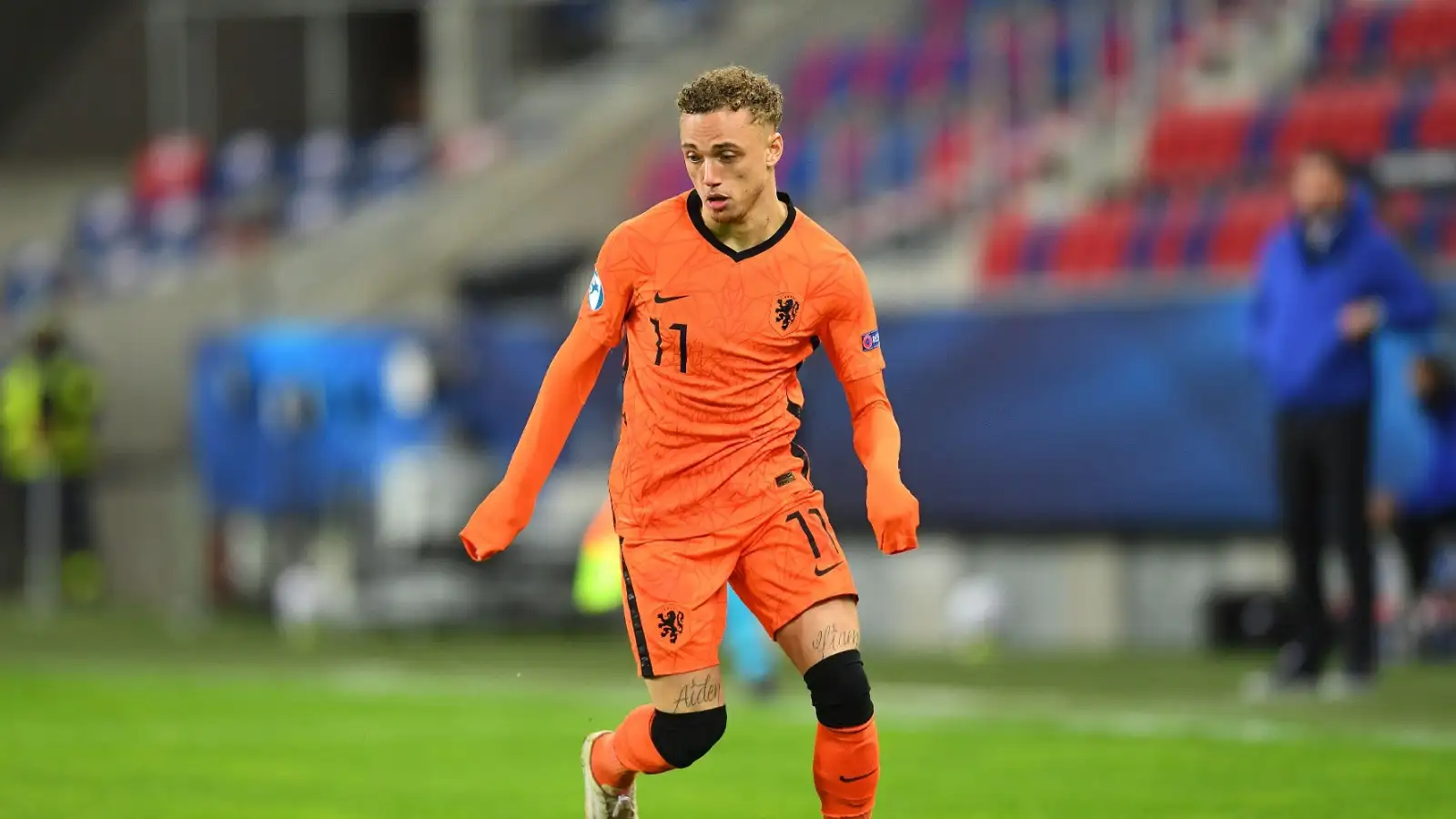 Leeds target Noah Lang on the ball for Netherlands under-21s