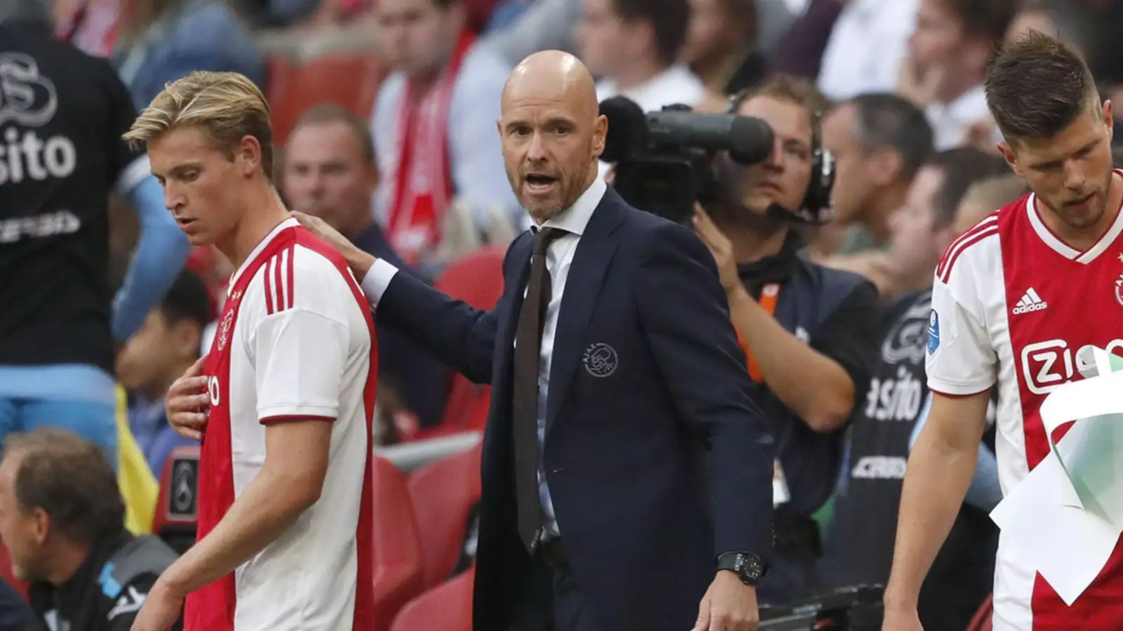 Ten Hag wants to sign De Jong