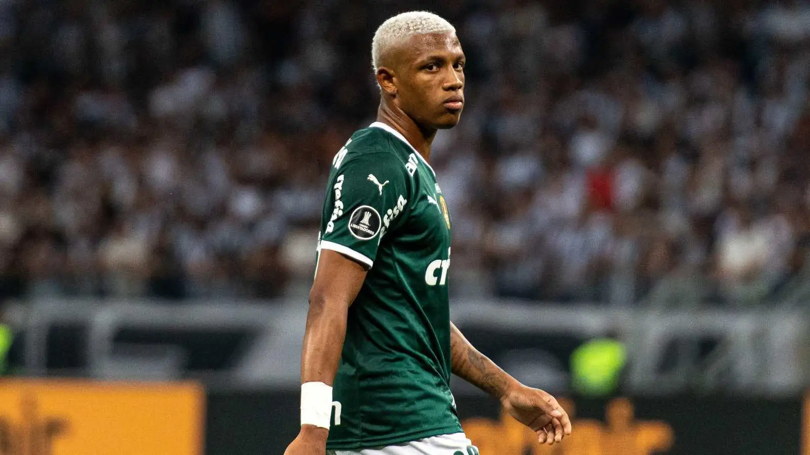 Romano: Nottm Forest ‘pushing hard’ to beat Arsenal to signing of €20m midfield target