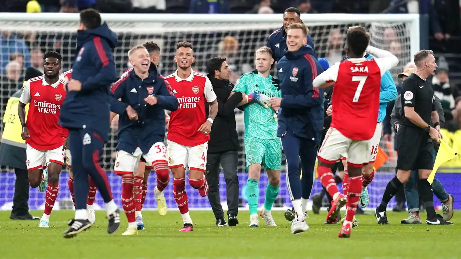 Arsenal's Aaron Ramsdale kicked by fan after win at Tottenham, Premier  League