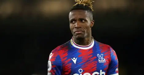 Key target tells Arsenal that he ‘doesn’t want to move in January’ while Romano issues Zaha transfer update
