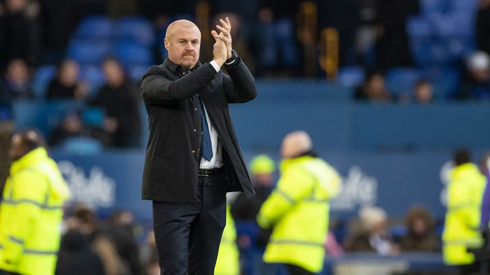 Sean Dyche applauds the fans after Everton lose 2-0 to Aston Villa in the Premier League