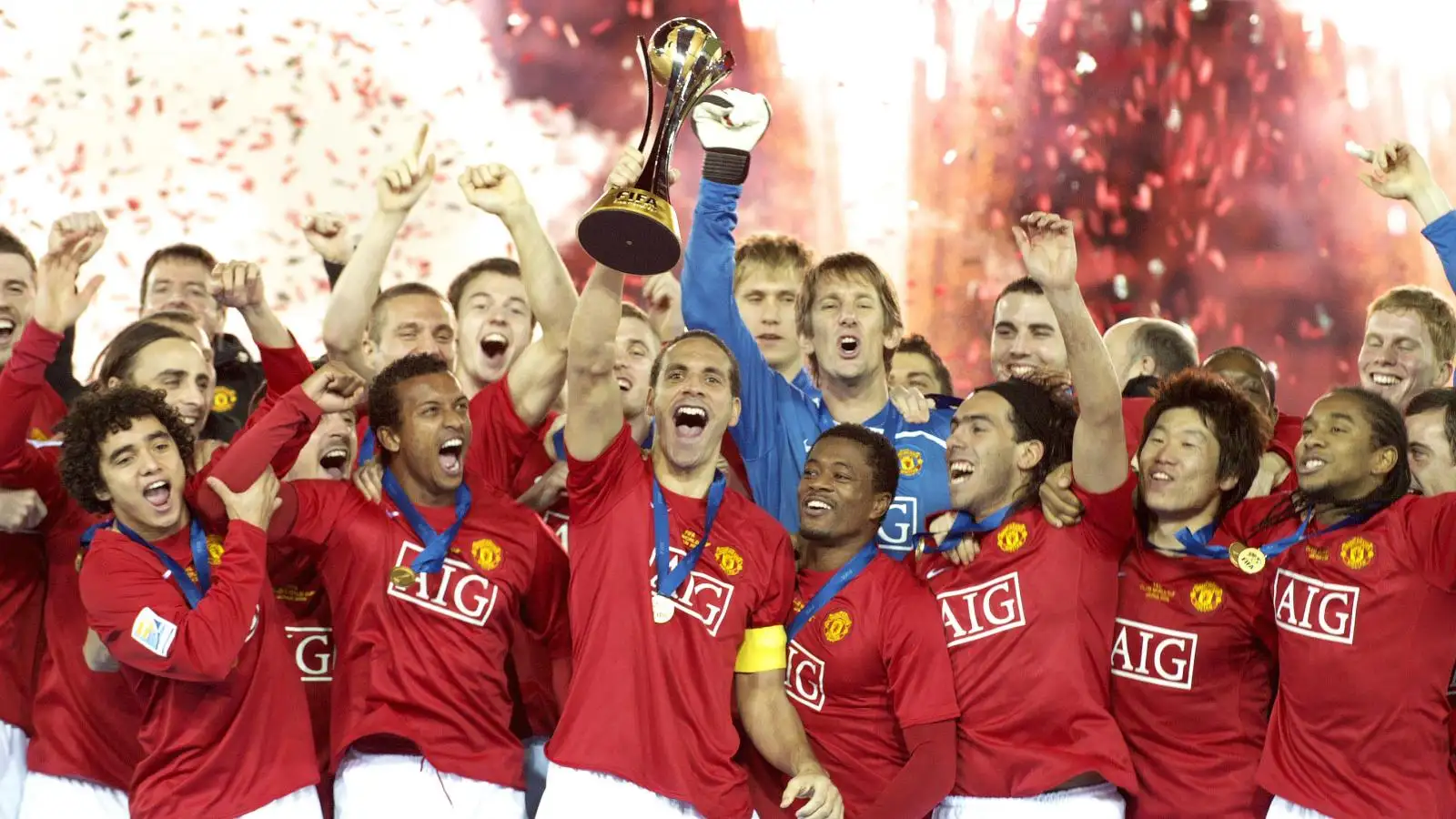 Manchester United celebrate winning the 2008 FIFA Club World Cup